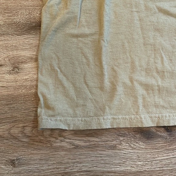 Hingham MA Fruit of the Loom Taupe Cotton T-Shirt - Picture 2 of 5